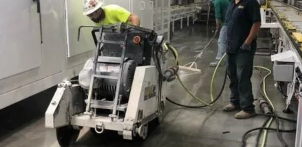 Industrial floor cutting for process lines — slab saw (Photo 31)